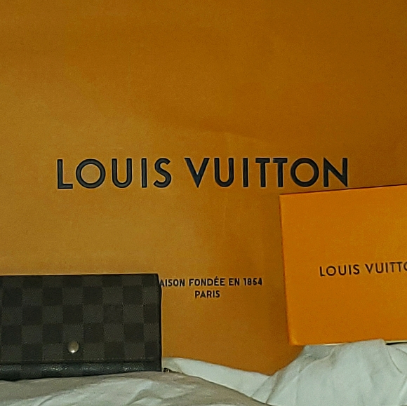 *Authentic* Louis vuitton monogram - Picture 11 of 12